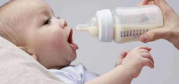 Không nên pha sữa công thức nói chung & Nan Organic Nga nói riêng với nước khoáng để tránh khiến trẻ dư chất